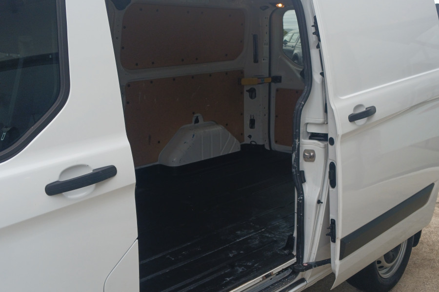 2021 MY21.75 Ford Transit Custom VN 340L Van Image 25