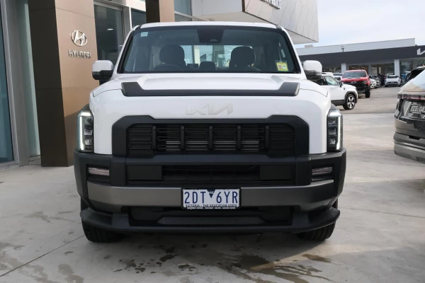 2025 MY26 Kia Tasman TK SX Cab Chassis Image 2