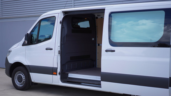2024 MY25 Mercedes-Benz Sprinter VS30 315CDI MWB Van image 12