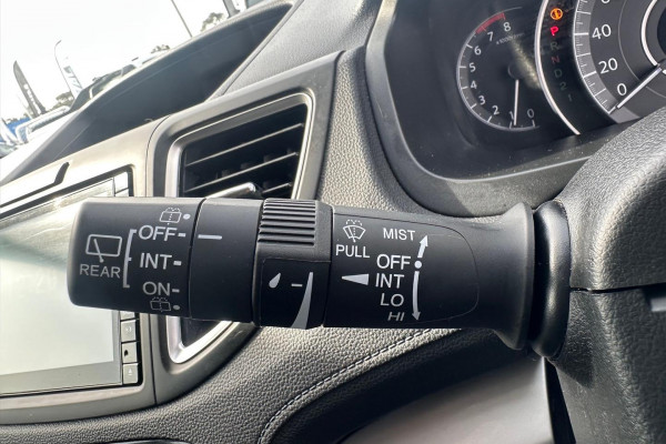 2016 MY17 Honda CR-V RM Series II VTi SUV Image 20