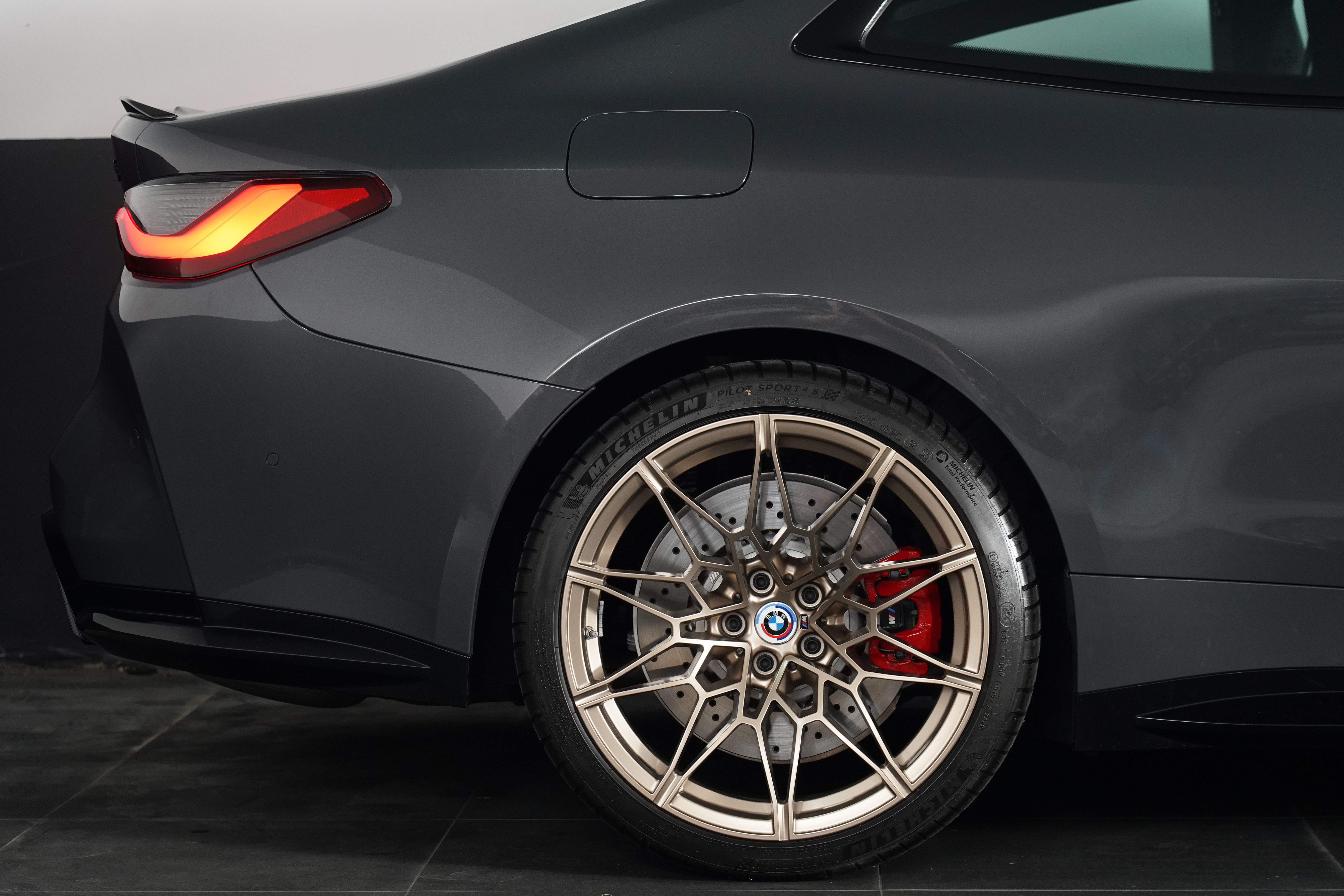 2022 BMW M4 50 Jahre Edition X Drive Coupe Image 18