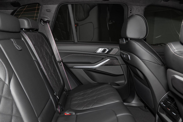 2025 BMW X5 G05 LCI Shadow Edition SUV image 9
