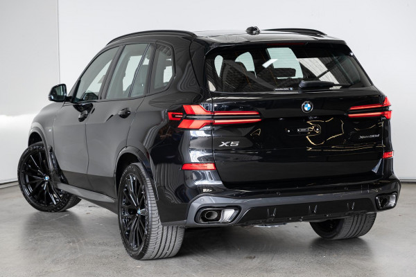 2026 BMW X5 G05 LCI xDrive30d M Sport SUV image 2