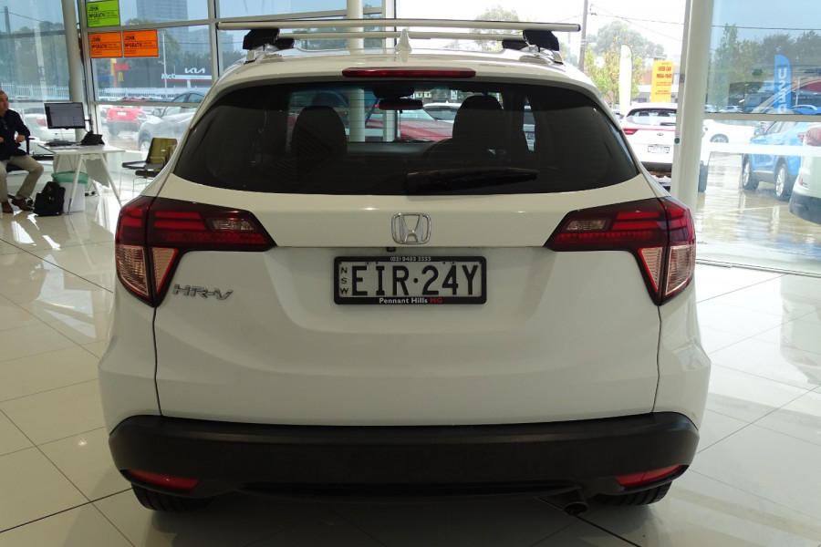 2015 Honda HR-V  VTi-S SUV Image 6