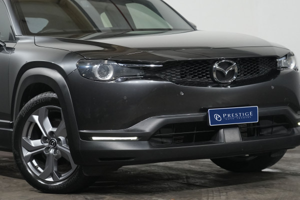 2023 Mazda MX-30 G20e Evolve SUV Image 2