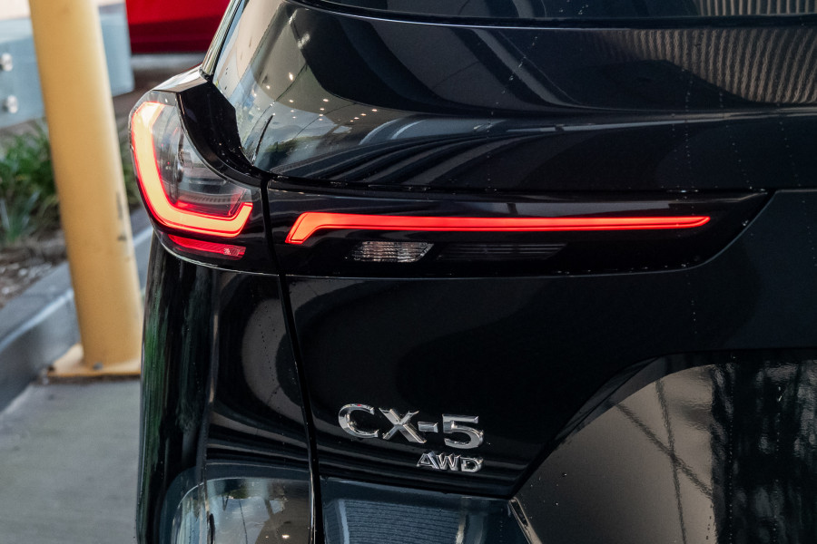 2026 Mazda CX-5 KM Series G25 Akera SUV Image 22