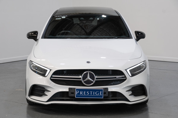 2022 Mercedes-Benz A-Class 4matic Hatch image 8