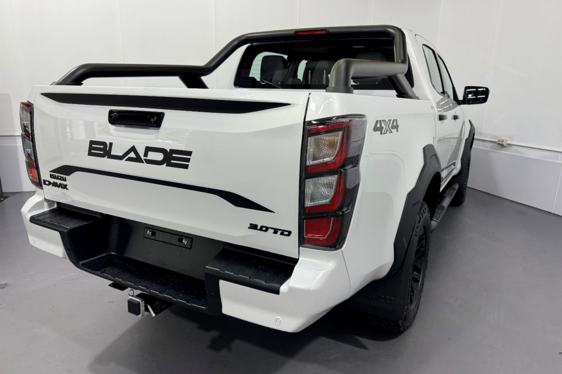 2024 Isuzu D-MAX RG BLADE Ute Image 11