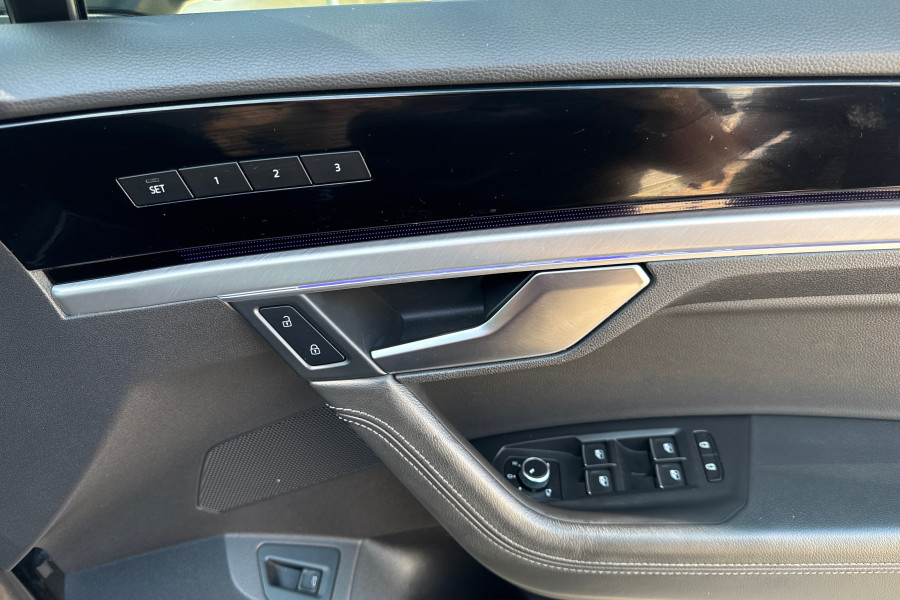 2020 Volkswagen Touareg CR 190TDI Premium SUV Image 22