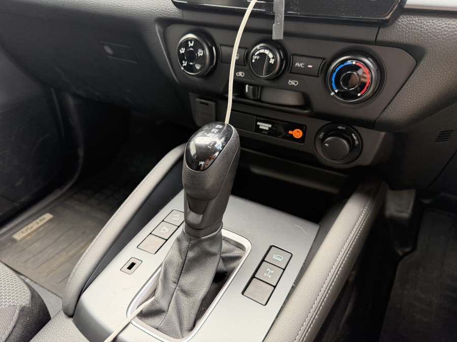 2025 Mazda BT-50 TF XT Ute Image 28