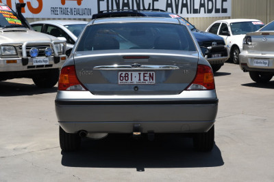 2003 Ford Focus LR MY03 LX Sedan Image 4