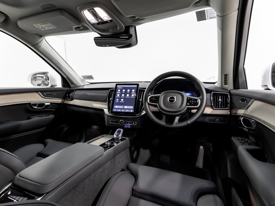 2026 Volvo XC90 L Series B5 Plus AWD 2L Petrol SUV Image 12