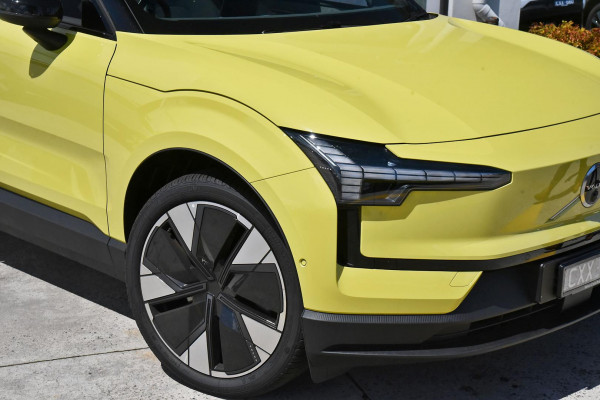 2023 MY24 Volvo EX30  Twin Motor Performance Ultra SUV Image 2
