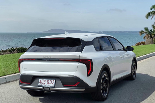 2025 MY26 Kia K4 CL4m Sport Hatch Image 3