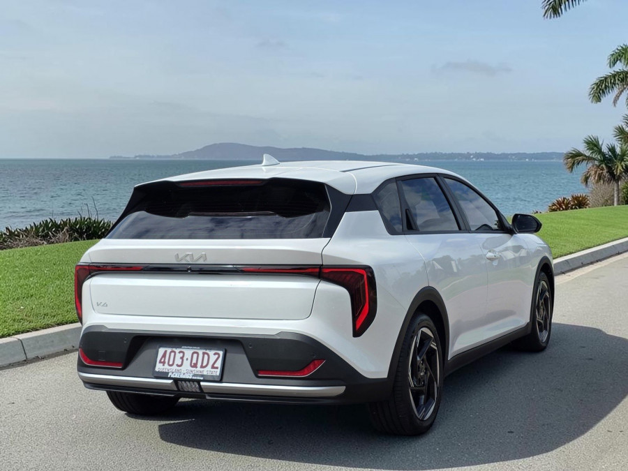 2025 MY26 Kia K4 CL4m Sport Hatch Image 3