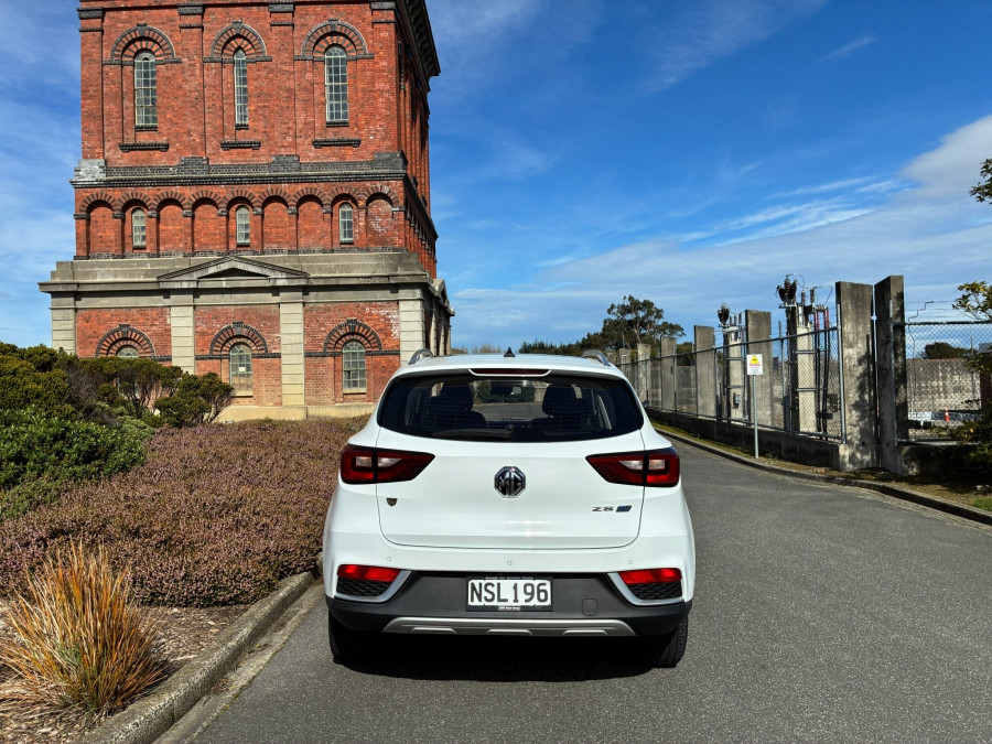 2021 MG ZS EV EV 44kWh SUV Image 4