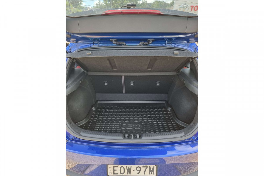 2021 Hyundai i30 PD.V4 N Line Hatch Image 11