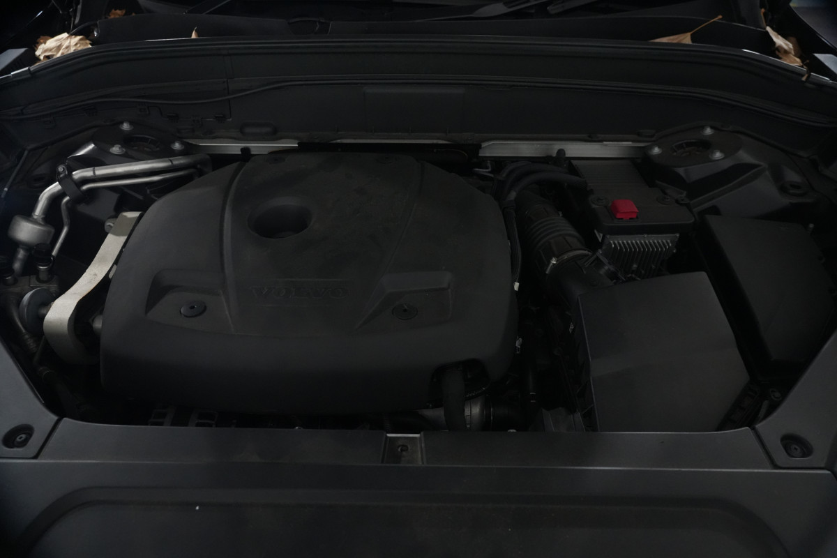 2021 Volvo XC90 L Series T6 R-Design SUV