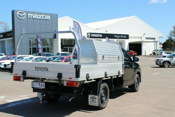 2022 Toyota HiLux TGN121R WorkMate Cab Chassis Image 10