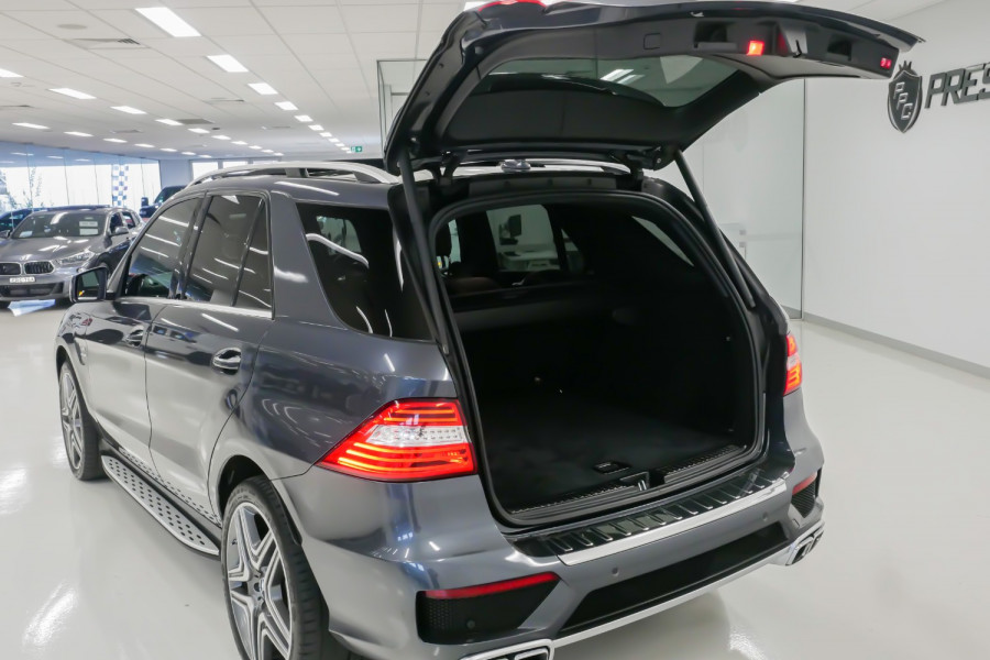2012 Mercedes-Benz M-Class W166 ML63 AMG SUV Image 19
