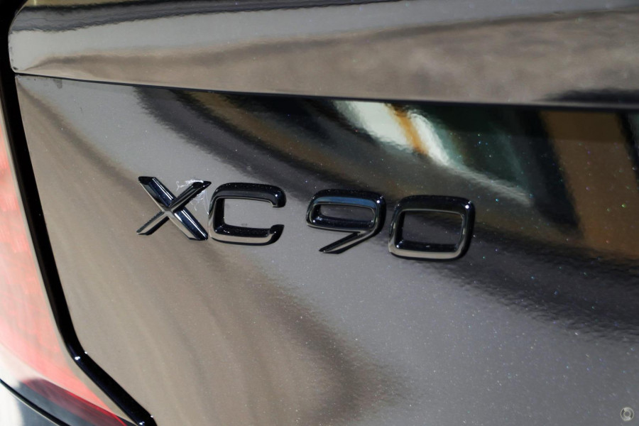 2026 Volvo XC90 L Series Black Edition SUV Image 11