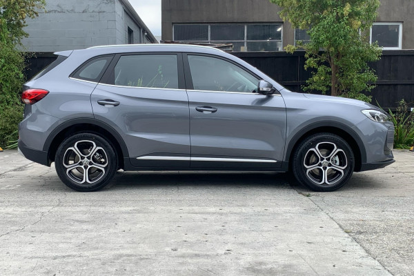 2026 MG ZS ZS32 Excite Hybrid+ SUV Image 2