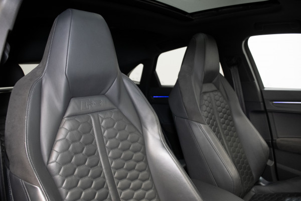 2021 Audi RS Q3 SUV Image 4
