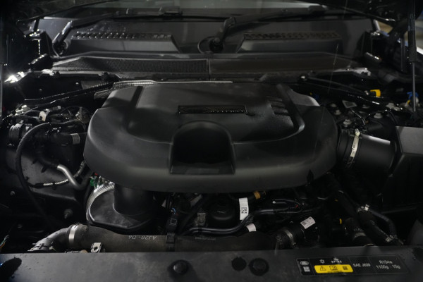 2025 Land Rover Defender L663 130 D350 X-Dynamic SE SUV image 37