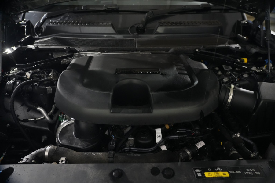 2025 Land Rover Defender L663 130 D350 X-Dynamic SE SUV