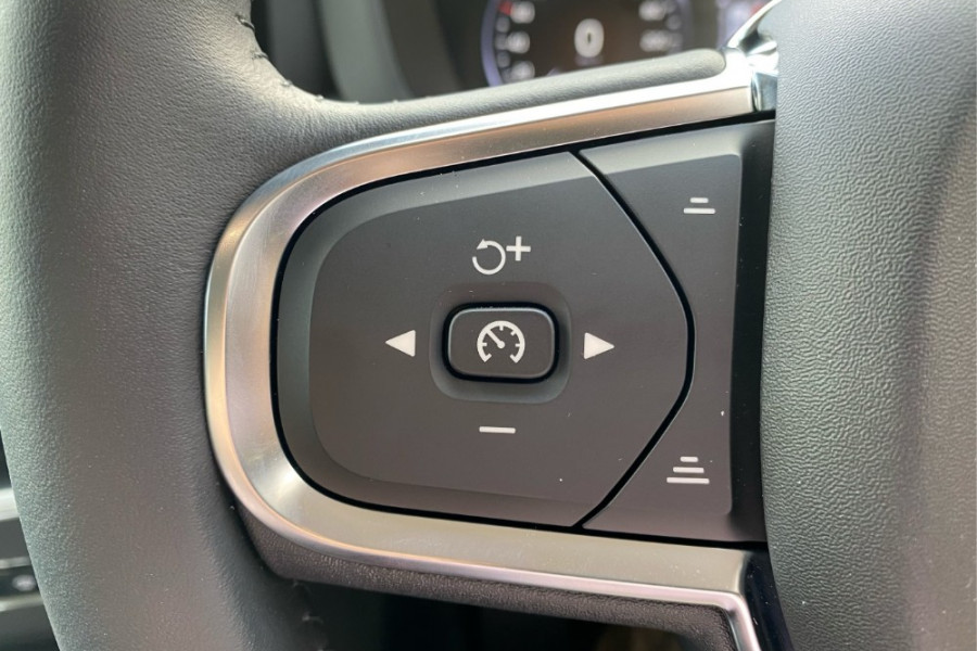 2020 Volvo XC60 UZ T5 Momentum Suv Image 11