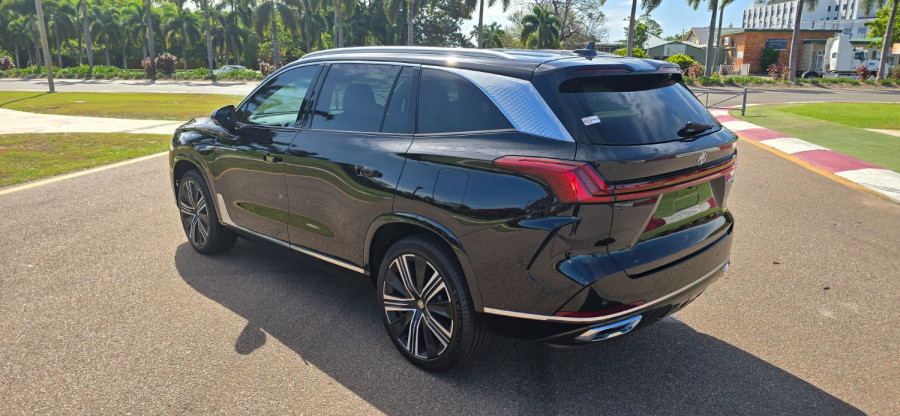 2025 MG QS IS31 Essence SUV Image 11