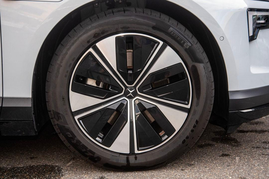 2024 MY25 Polestar 4  Long range Single motor Coupe Image 30
