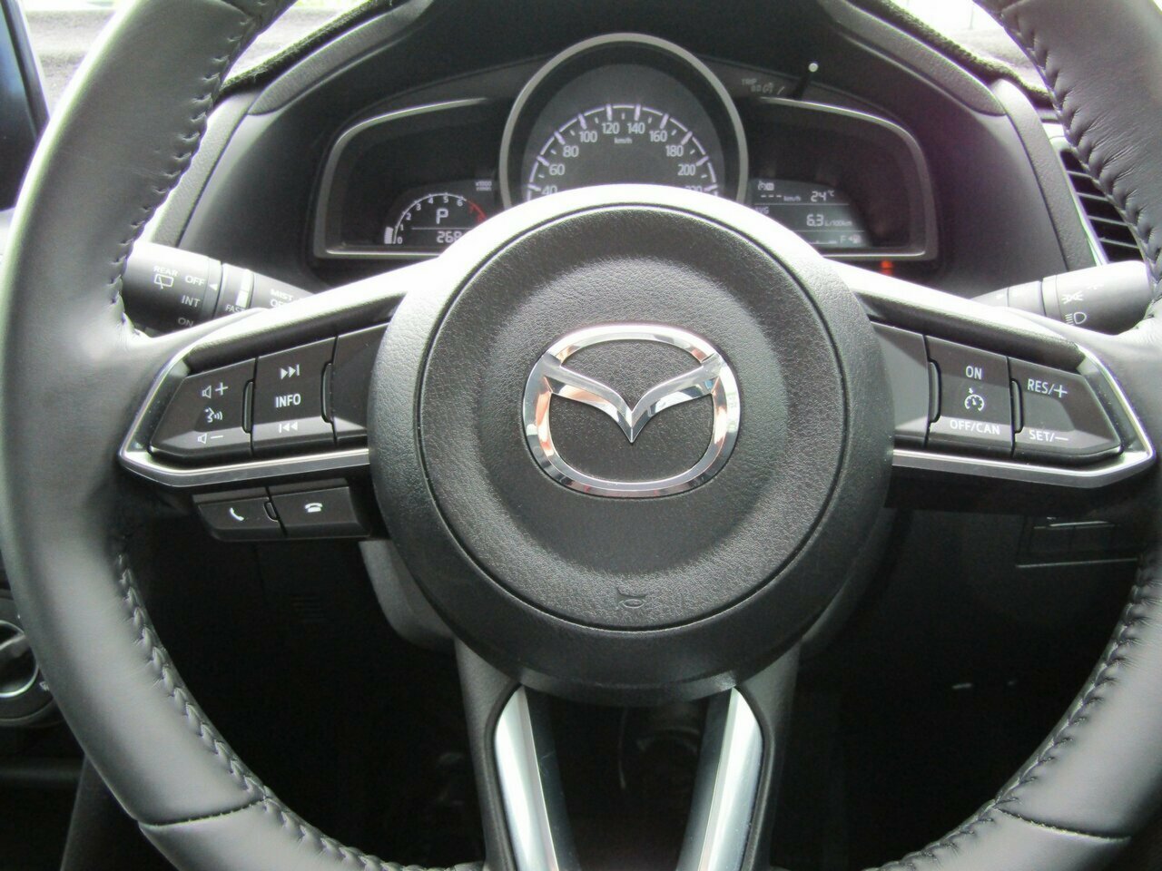 2017 Mazda 3 BN5478 Maxx SKYACTIV-Drive Hatch Image 11