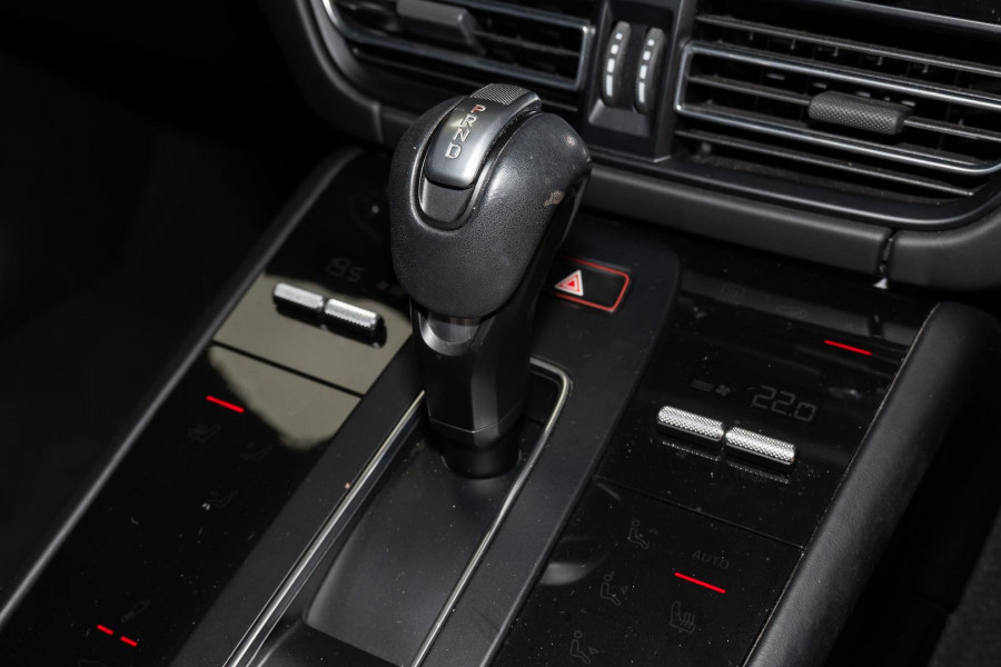 2023 Porsche Macan 95B GTS SUV