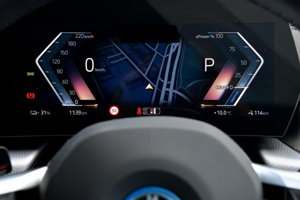 2025 BMW iX2 U10 eDrive20 M Sport SUV image 9