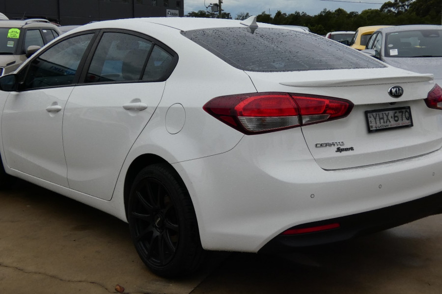 2017 MY18 Kia Cerato YD MY18 SPORT Sedan Image 6