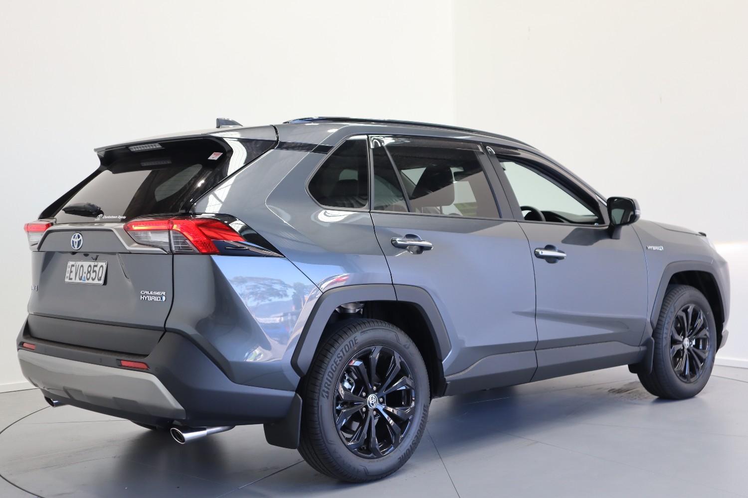 Used 2022 Toyota RAV4 CRUISER 2WD HYBRID WAGON UM02239 Albion Park