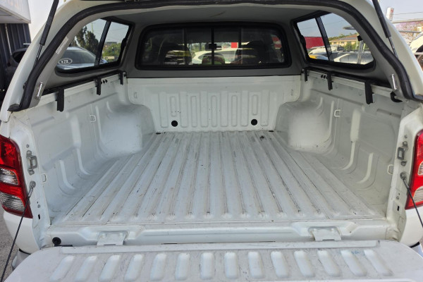 2015 MY16 Mitsubishi Triton MQ Exceed Ute Image 17