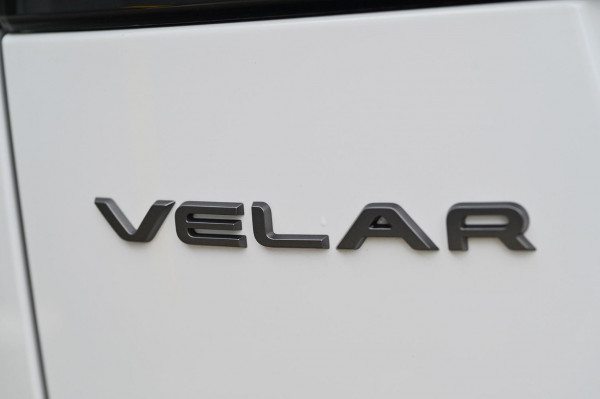 2025 MY26 Land Rover Range Rover Velar L560 P250 Dynamic SE SUV image 10