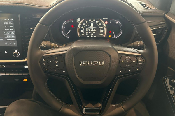 2025 MY25.5 Isuzu MU-X RJ LS-T SUV Image 12