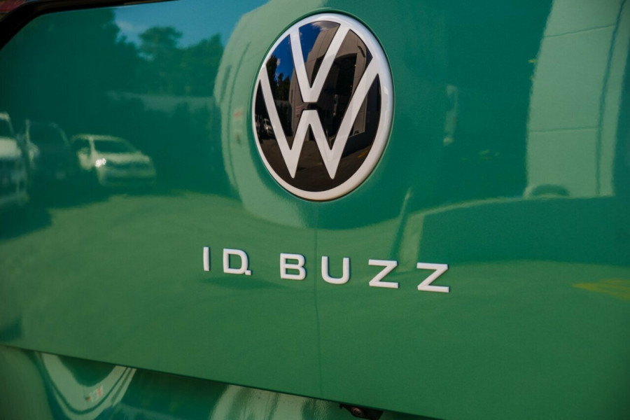 2025 Volkswagen ID. Buzz EB Pro BEV560 People Mover Image 7