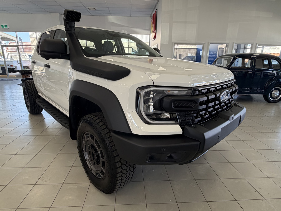 2026 MY26.5 Ford Ranger Super Duty  XLT Cab Chassis Image 1