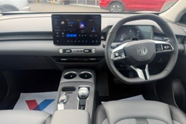 2025 MG MGS5 EV ZS3EM Essence 62 SUV Image 11
