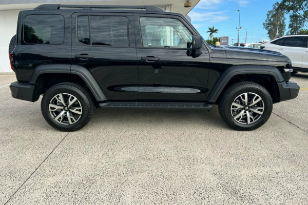 2025 GWM Tank 300 P01 Ultra SUV Image 5