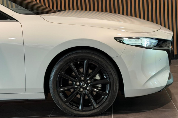 2025 Mazda 3 BP Series G25 Astina Hatch Image 6