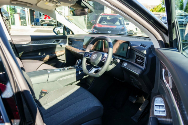 2025 MG QS IS31 Excite SUV Image 18