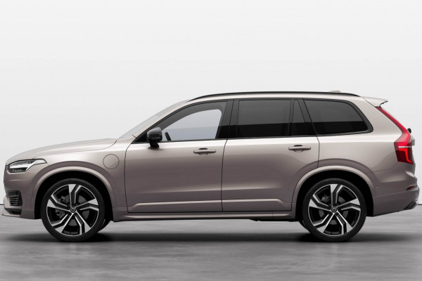 2024 Volvo XC90 L Series Recharge Ultimate T8 Plug-In Hybrid SUV Image 2