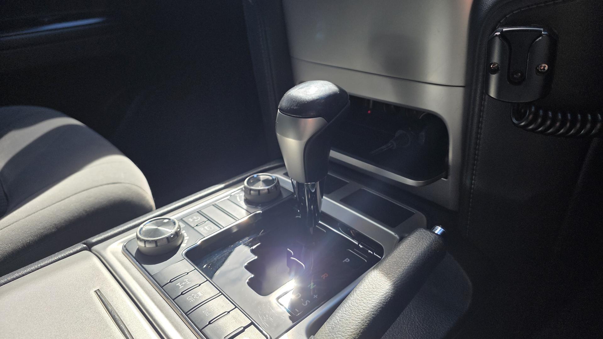 2015 MY14 Toyota LandCruiser VDJ200R GXL SUV Image 22