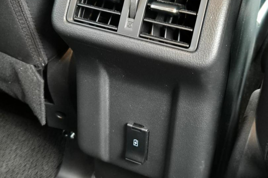 2020 MY21 Mitsubishi Outlander ZL LS SUV Image 35