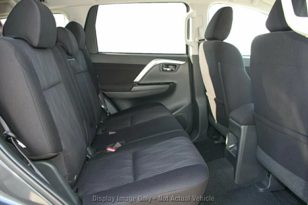 2025 Mitsubishi Pajero Sport QG GLS Wagon Image 6